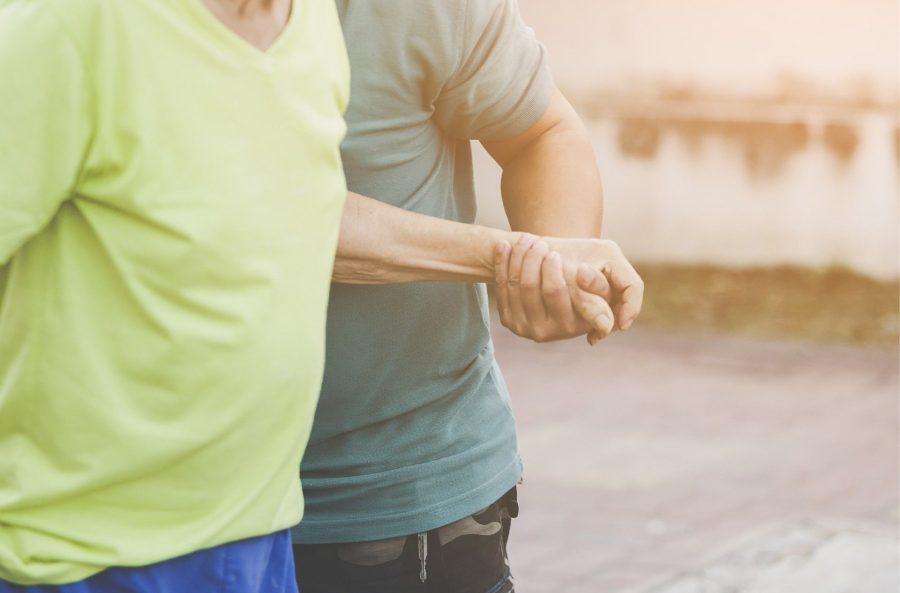 Vanhuspalvelut - ystävällistä apua ikäihmisille